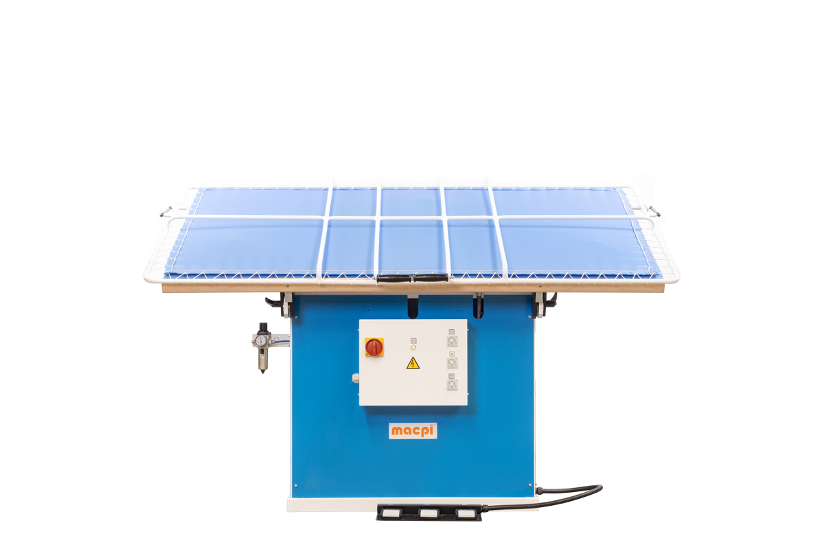 Macpi 174 Knitting table